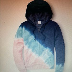 New large zip women’s hoodie